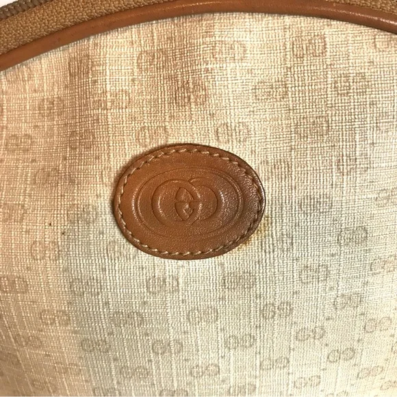 Vintage 70’s/80’s Gucci Interlocking G Micro Monogram Crossbody Bag - Picture 4 of 14